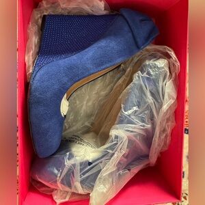 Betsey Johnson Suede Wedges with Crystals Heels size 9